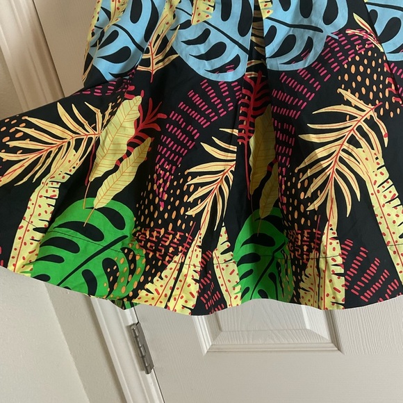 Forever 21 Pleated Women’s Flared Skirt-Juniors,Black-multi -color M - Picture 3 of 10